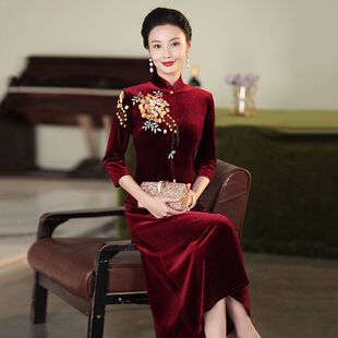 红色国风显瘦喜婆婆喜妈妈婚宴装新中式改良旗袍女复古长袖秋冬装