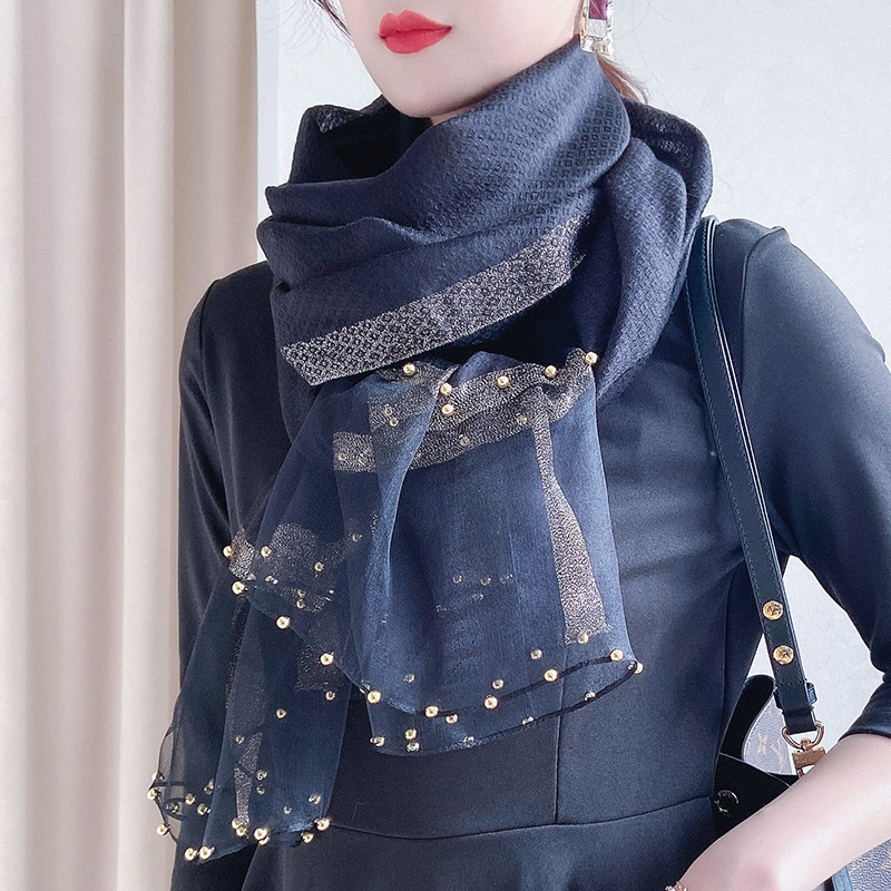 蓝色围巾丝巾女2025新款夏天真丝薄纱巾订珠秋季妈妈披肩外搭礼盒