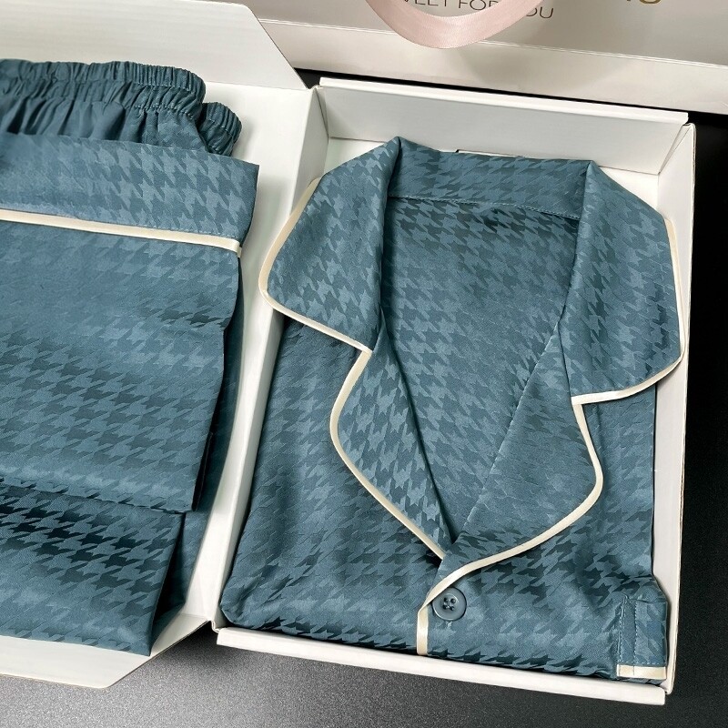 520情人节礼物送男友男生实用睡衣老公男士的生日惊喜高档礼盒装