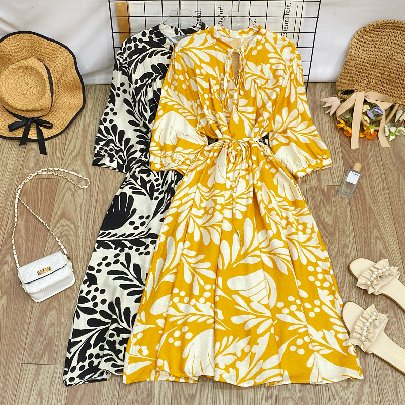 圆领五分袖印花绑带收腰连衣裙女