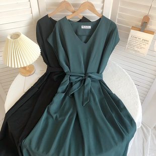 A字连衣裙女 绑带收腰显瘦中长款 2022春夏新款 气质百搭简约V领无袖