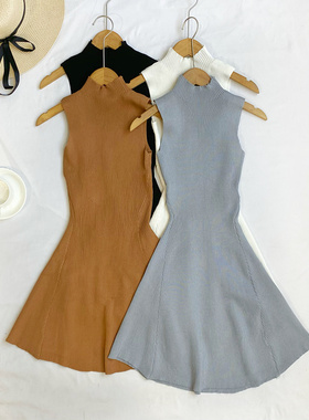 2024早秋新款新款辣妹半高领收腰小个子无袖针织a字连衣裙短裙女