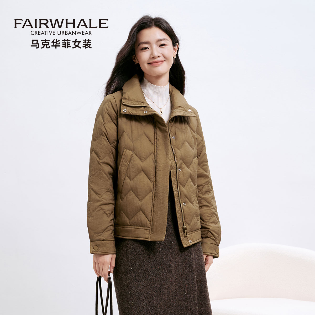 马克华菲翻领轻薄羽绒服女秋冬款