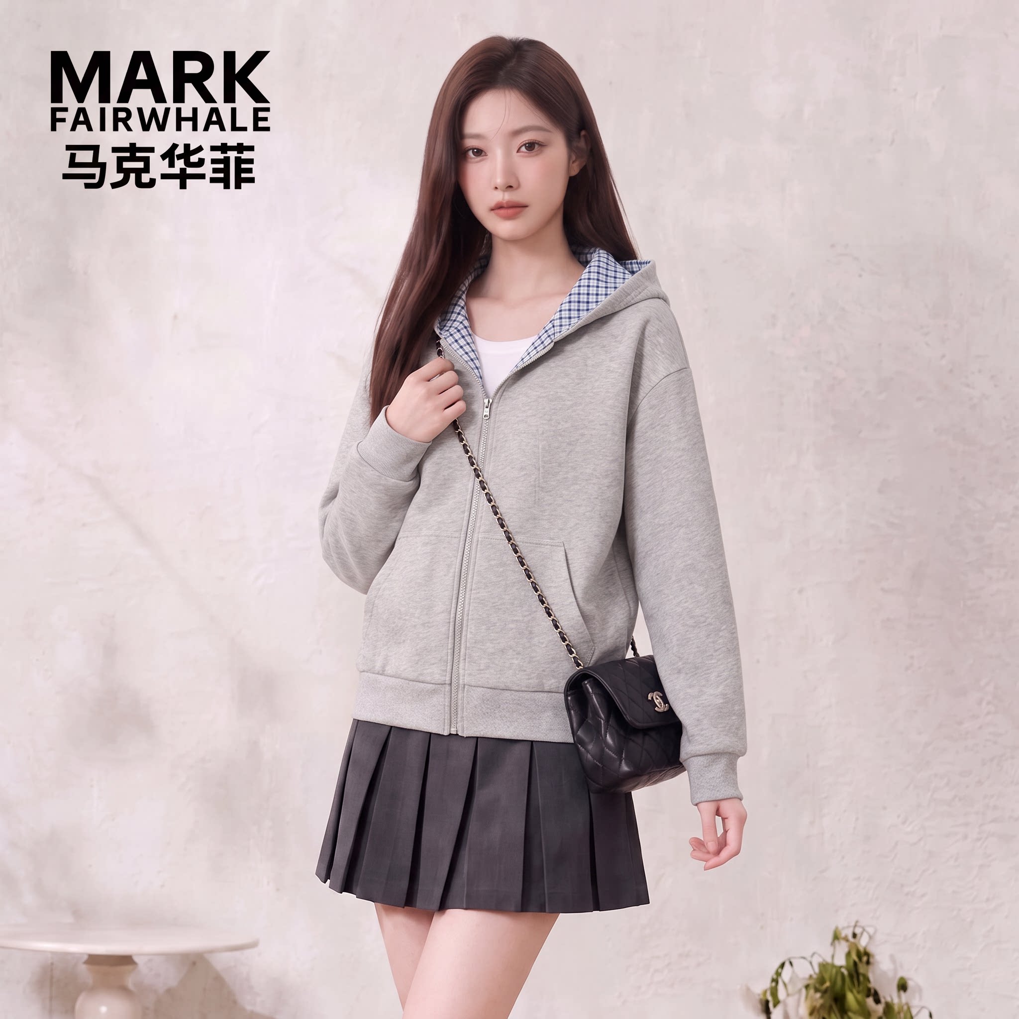 马克华菲连帽格子拼接卫衣外套女