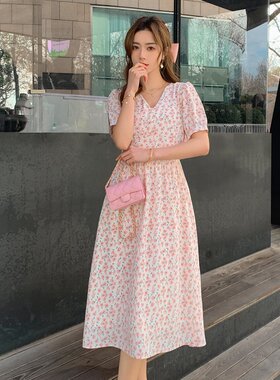 XZCV 2024夏款连衣裙女高级感法式气质收腰中长款碎花A字裙子