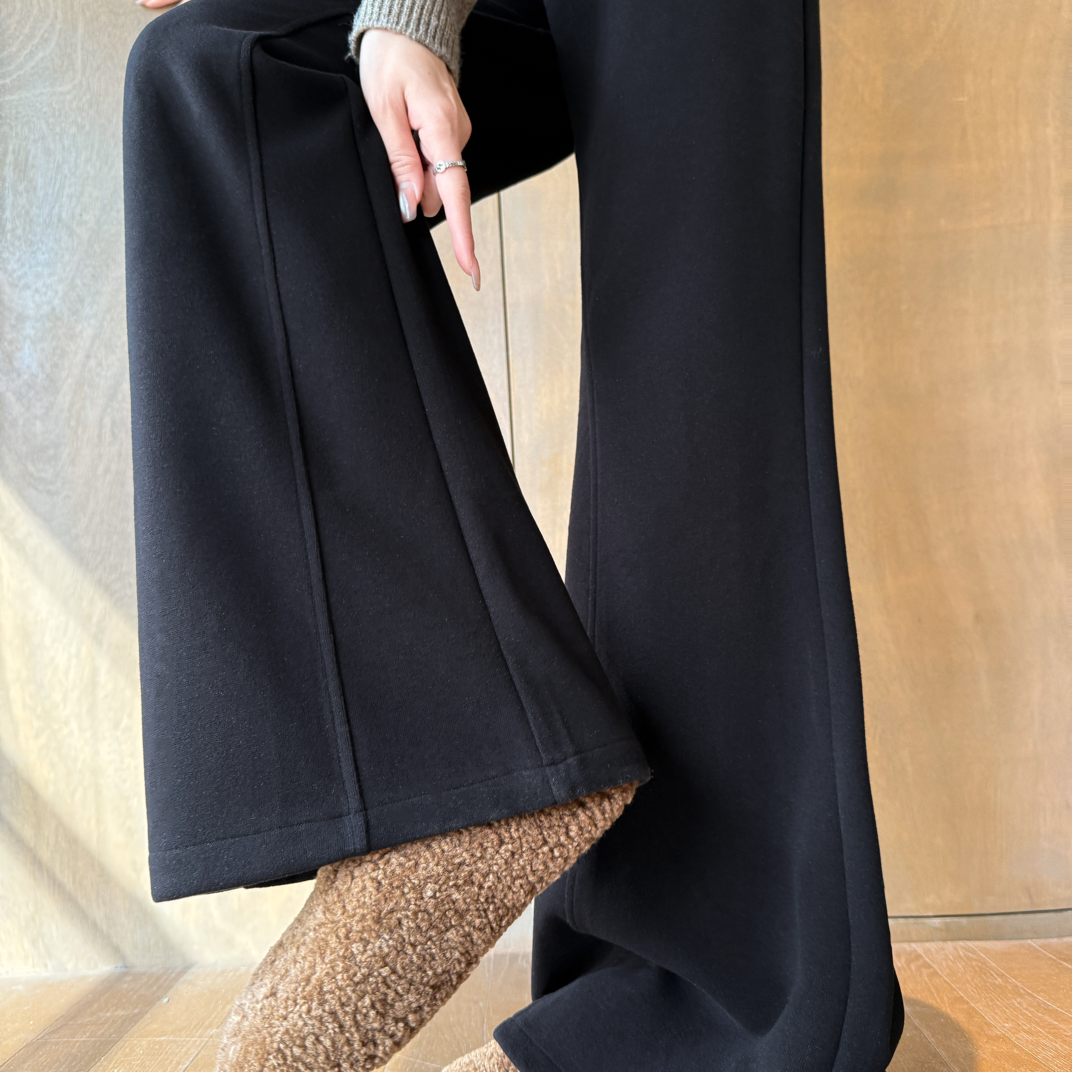 小红书爆款微喇裤加绒