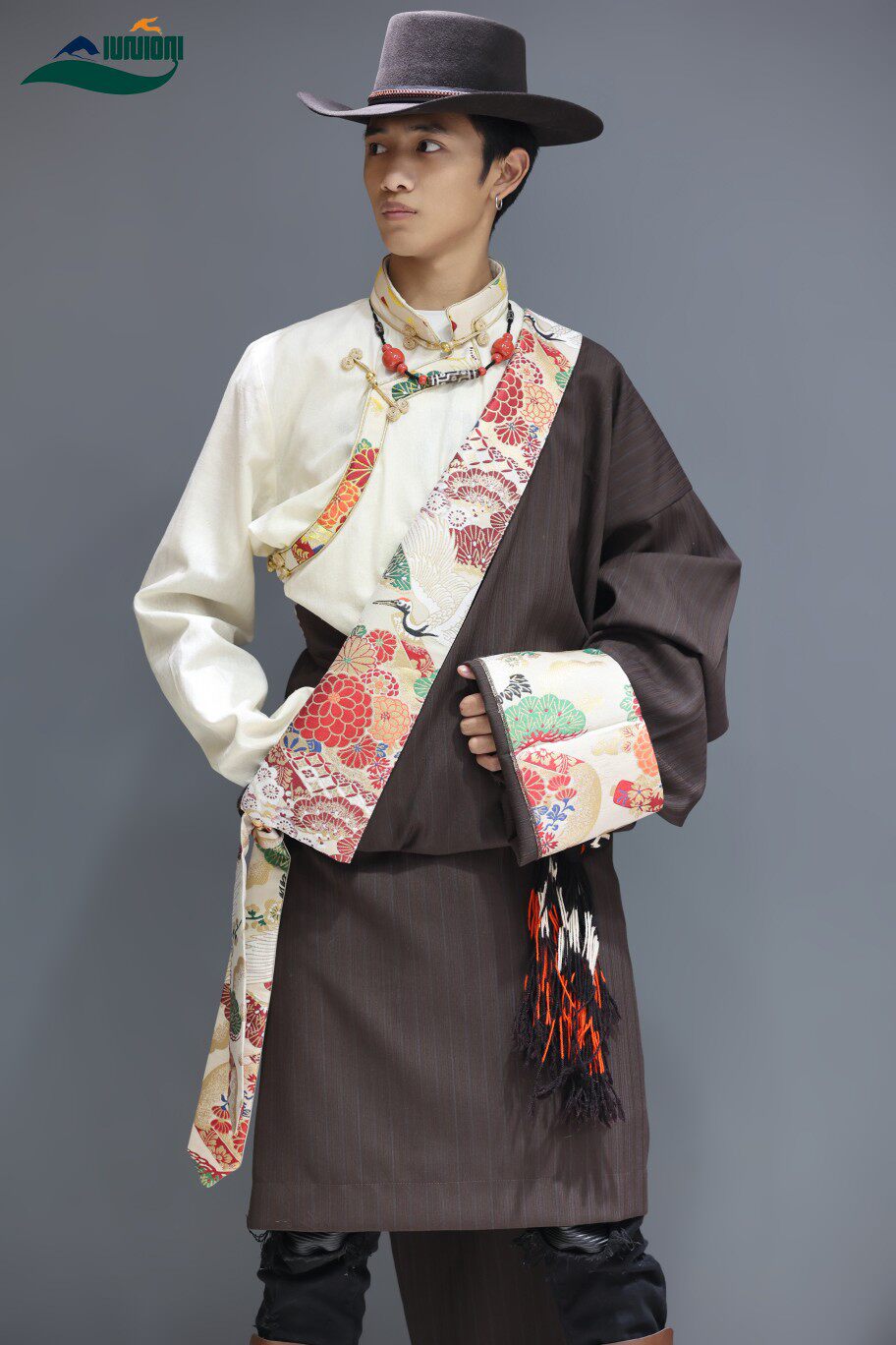 티베트 가운 정장 수입 천 핫 티베트 의류 탑 KHAM 티베트 의류 티베트 셔츠 모직 가운 티베트 의류 티베트 민족