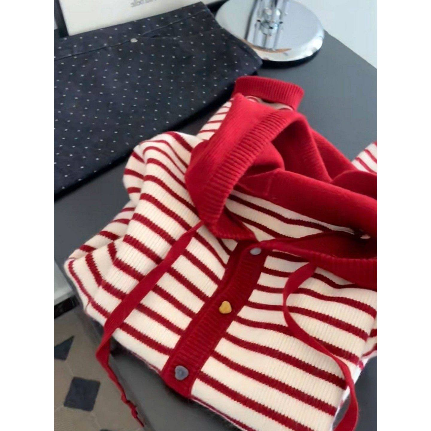 大码胖MM新年红色条纹连帽针织开衫女秋冬季通勤百搭软糯毛衣外套,女装/女士精品,毛衣,淘宝优惠券,粉丝福利购,淘宝优惠卷