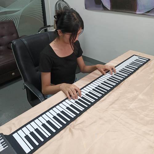 红米手卷钢琴旋鹿钢琴app带蓝牙