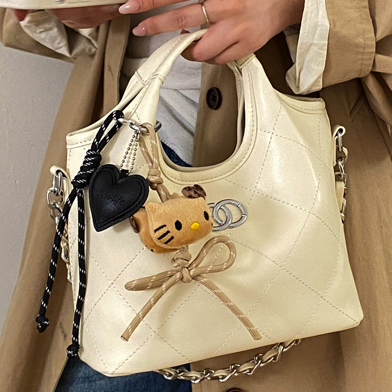 小香风高级感手拎托特包女包2025新款洋气通勤水桶包单肩斜挎包,箱包皮具/热销女包/男包,水桶包,淘宝优惠券,粉丝福利购,淘宝优惠卷