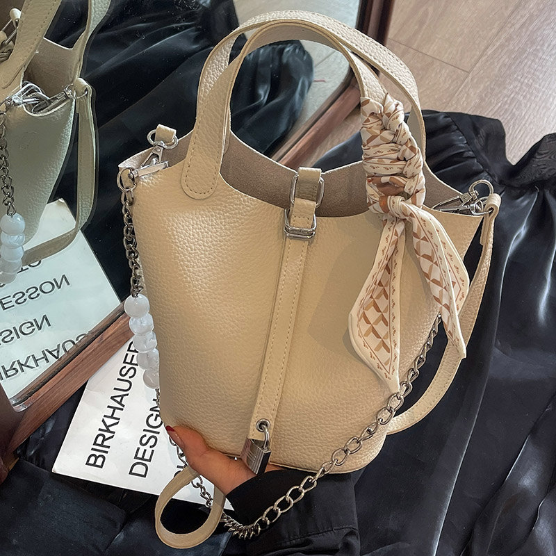 高级质感洋气手拎水桶包