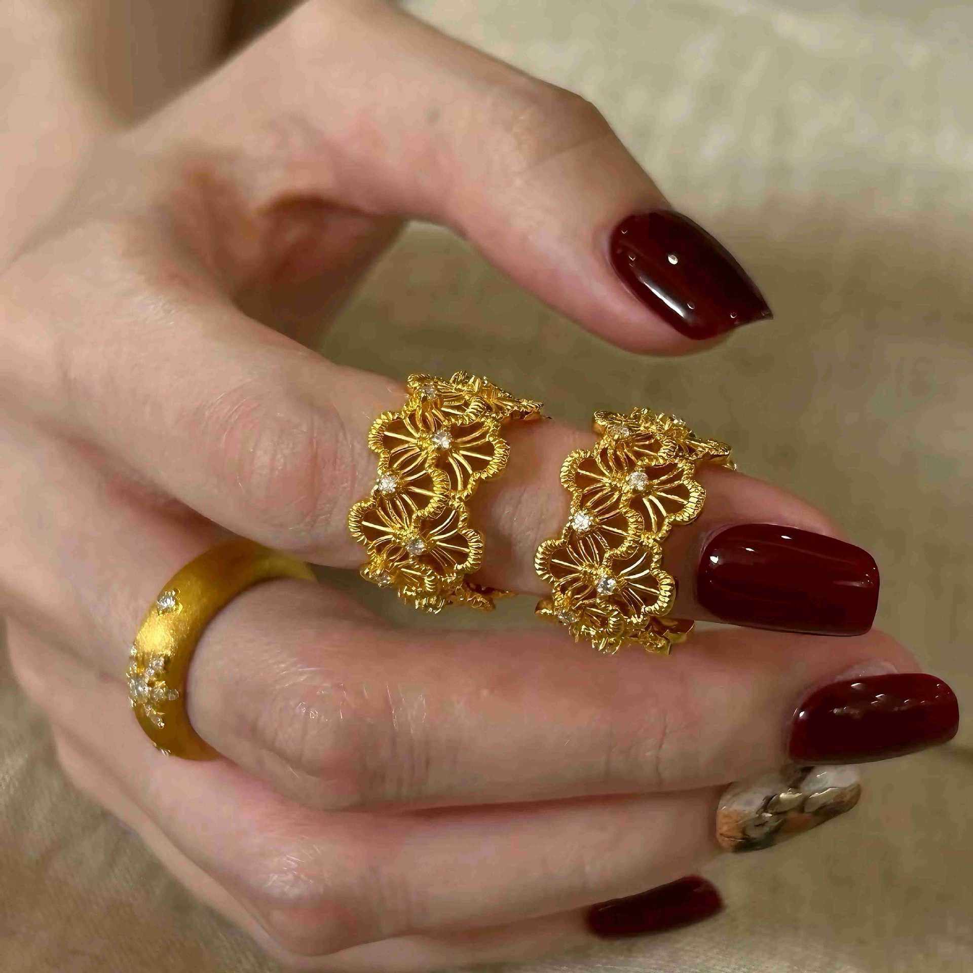 金店同款沙金饰品镂空点钻蕾丝花丝开口戒指复古宫廷风高级感指环,饰品/流行首饰/时尚饰品新,戒指/指环,淘宝优惠券,粉丝福利购,淘宝优惠卷