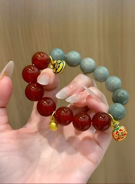 天然红玛瑙蓝水翡翠水晶手串显白时尚手串批发代发小红书抖音代发