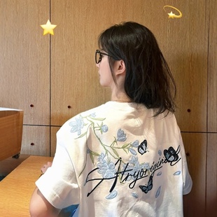 超好看 高级感宽松绝美上衣 蝴蝶字母花卉刺绣短袖 纯棉T恤女夏季