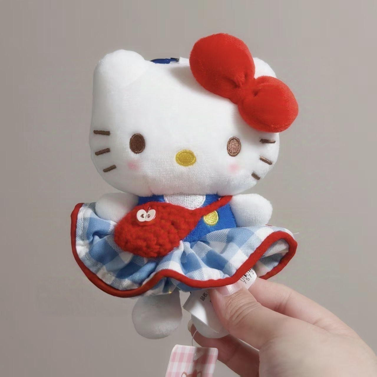 苹果挎包大摆裙kitty挂件新款哈喽kitty包包挂饰kt猫送闺蜜礼物女