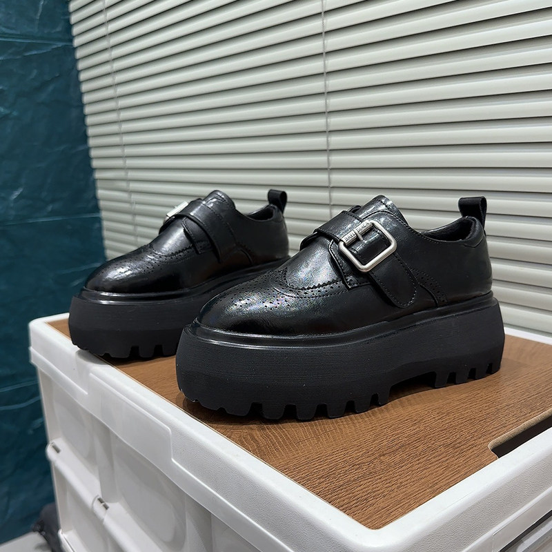 英伦风真皮厚底乐福鞋女2026春季黑色搭扣松糕底增高百搭小皮鞋潮