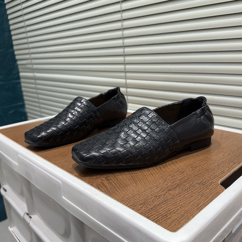 头层牛皮编织方头乐福鞋女2026春季一脚蹬懒人鞋平跟低帮通勤单鞋