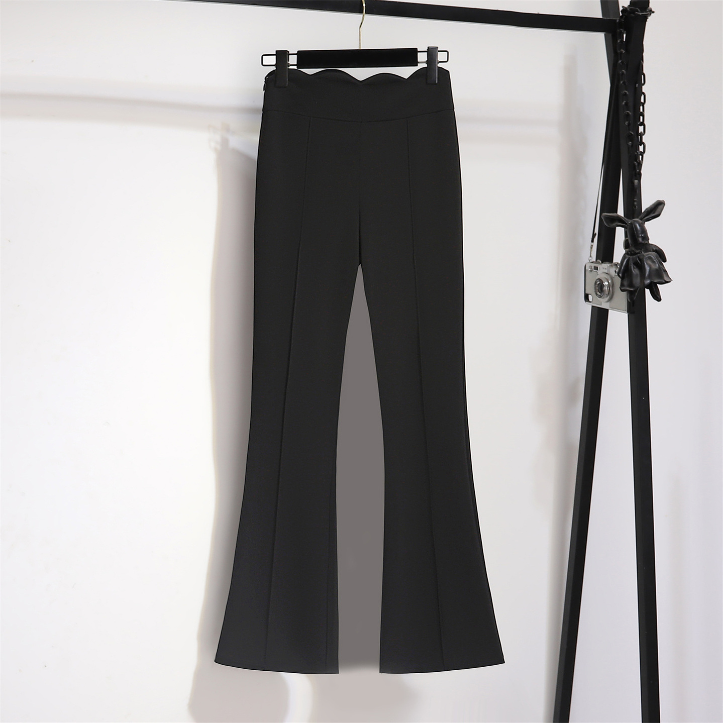 黑色喇叭裤女夏薄款2025新款修身显瘦高腰冰丝弹力微喇裤休闲长裤