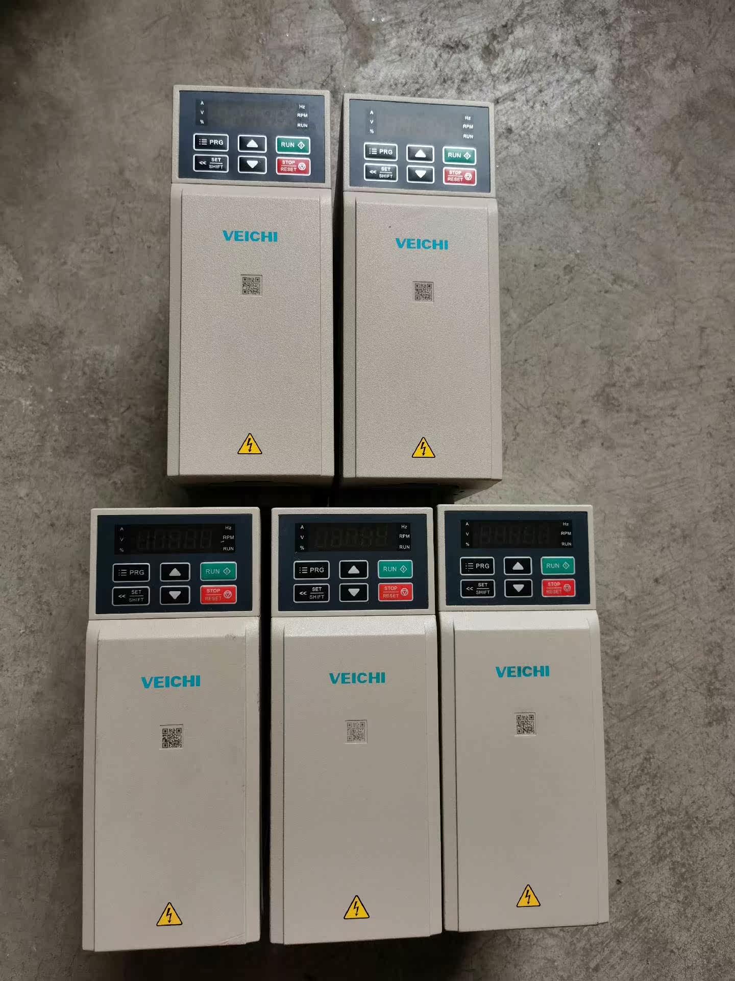 伟创ac300-t3-2r2g-b原装拆机变频器