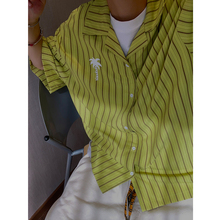 dannyandzee夏季复古百搭黄绿色宽松竖条纹古巴领度假短袖衬衫男