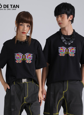 SHUODETAN西兰卡普民族风彩色绣花大圆领男女情侣宽松短袖棉T恤