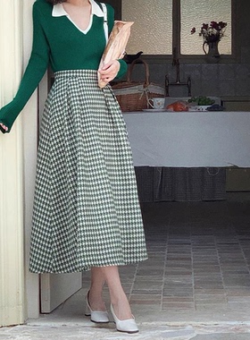 早春ins气质港风浪漫复古千鸟格高腰显瘦半身长裙A字裙女