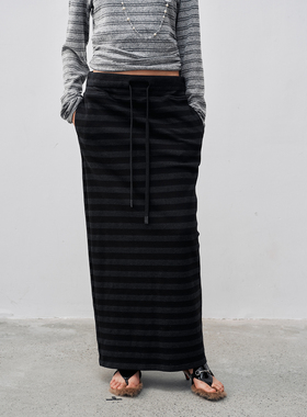 FUNNEL IN复古黑灰条纹针织长裙显瘦休闲低腰直筒开叉半身裙女