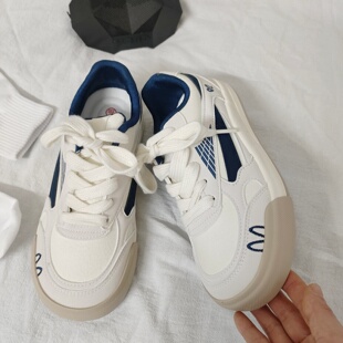 2026春夏新款小白鞋女经典拼色百搭款女鞋显脚小耐磨休闲运动鞋