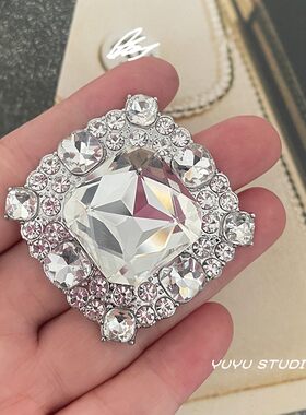 高档方形水钻金属钮扣