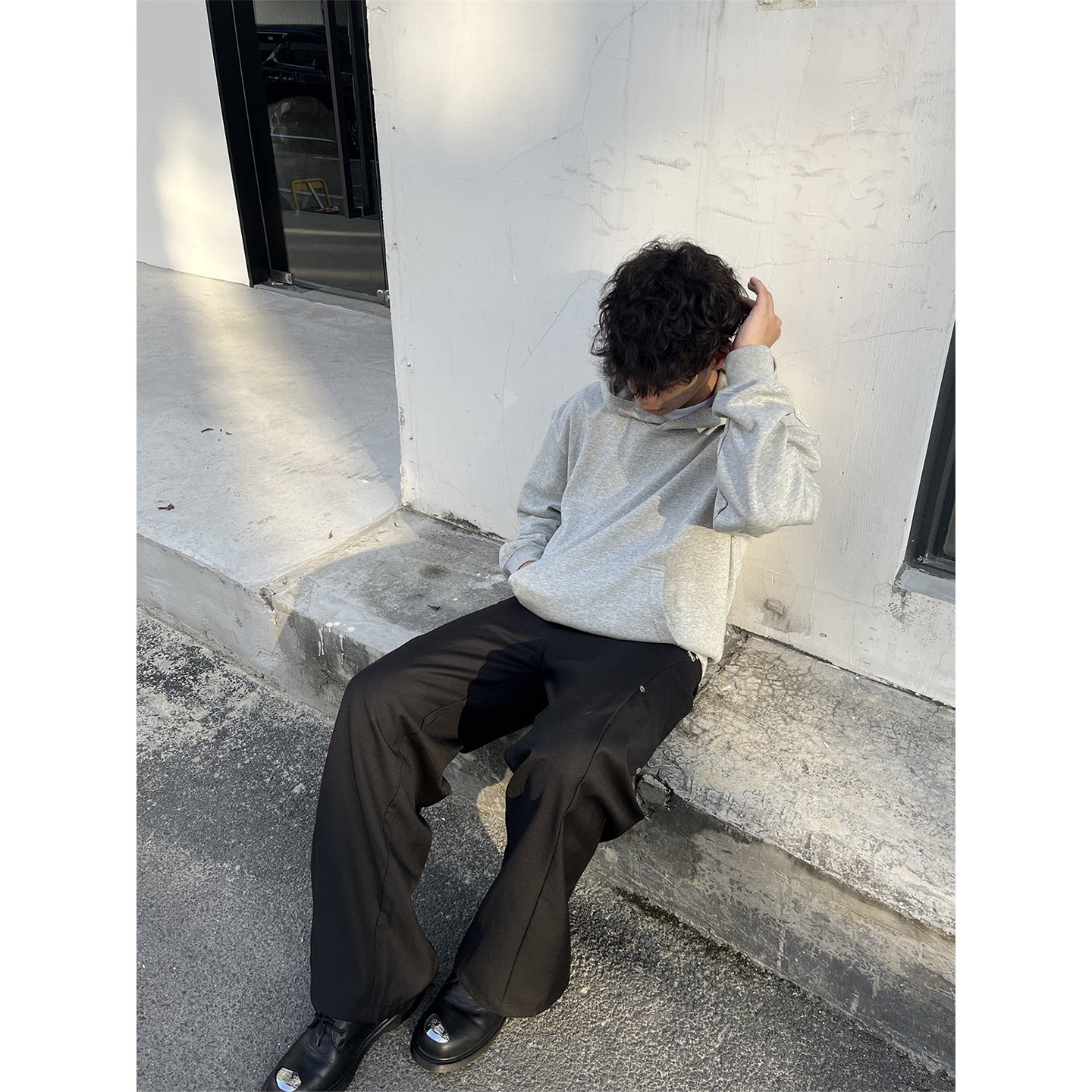 简约而不简单的压褶卫衣