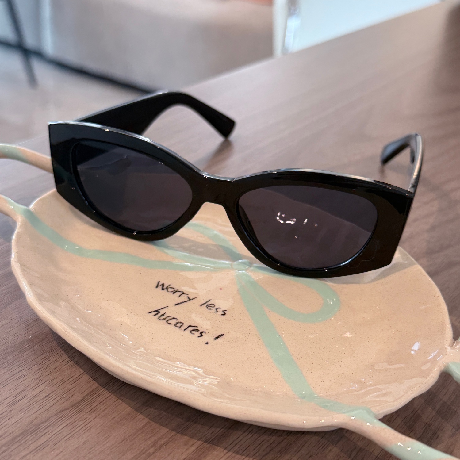 hucares「冷酷高贵」定制巨显脸小大牌贵气墨镜高级感防紫外线