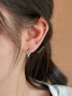 hucares「甜酷小蝶」316医用钢 养耳洞闪钻蝴蝶耳钉睡觉不摘