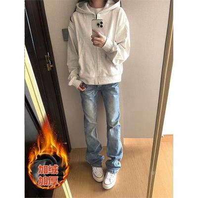 浅蓝色微喇牛仔裤男女秋冬