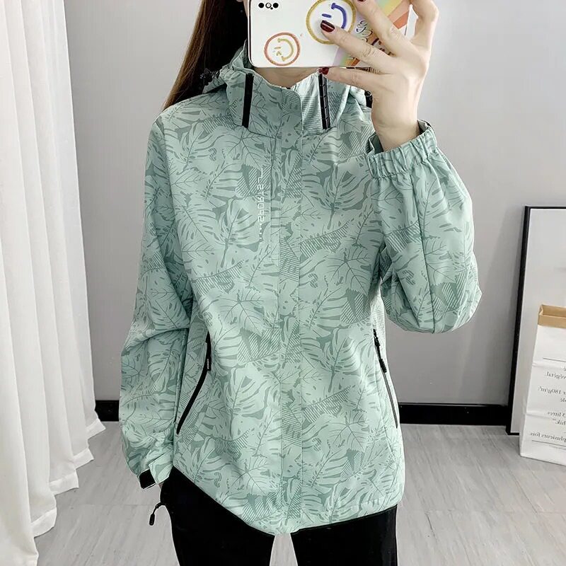 2026春季新款男女款迷彩户外冲锋衣外套防风防水薄款外套上衣夹克