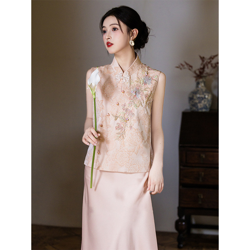 粉色新中式订婚礼服裙旗袍套装2026新新娘敬酒服便装晨袍小众女装
