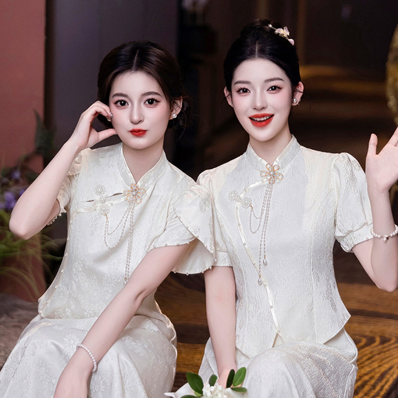 香槟色中式伴娘服2026新款夏款小众旗袍姐妹团礼服裙平时可穿