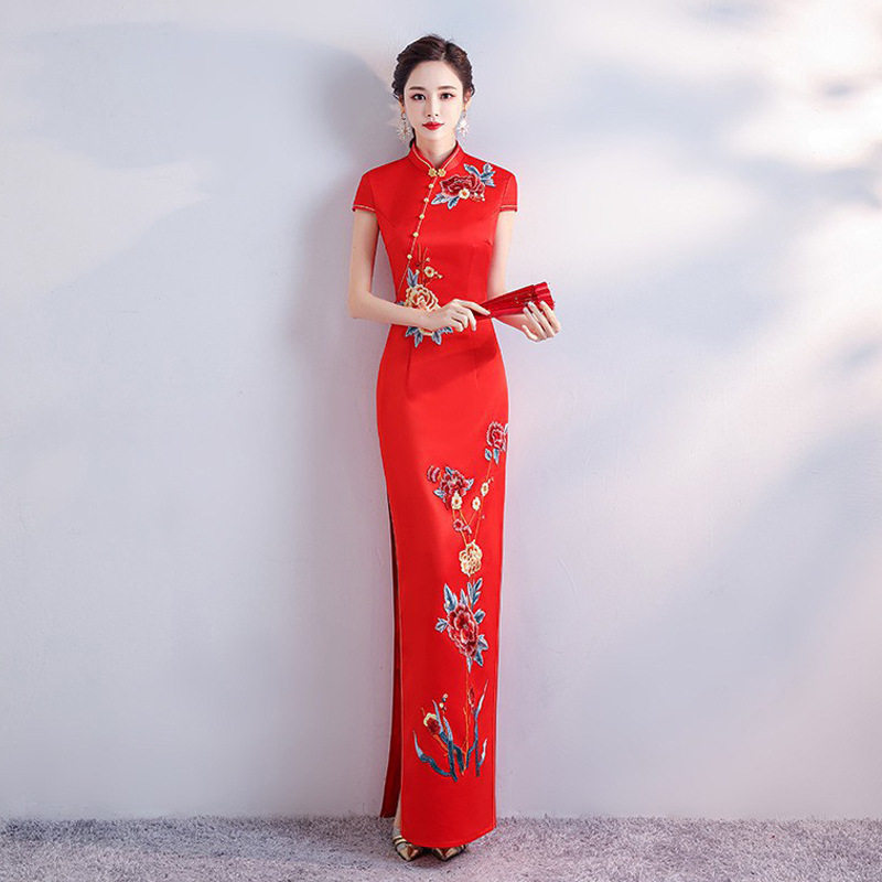 复古刺绣花开叉长裙走秀演出旗袍主持人宴会礼服修身显瘦连衣裙