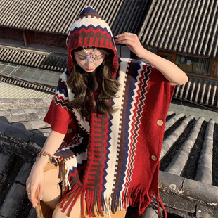 民族风披肩女装春秋冬款加厚保暖带帽子斗篷云南西藏旅行红色斗篷