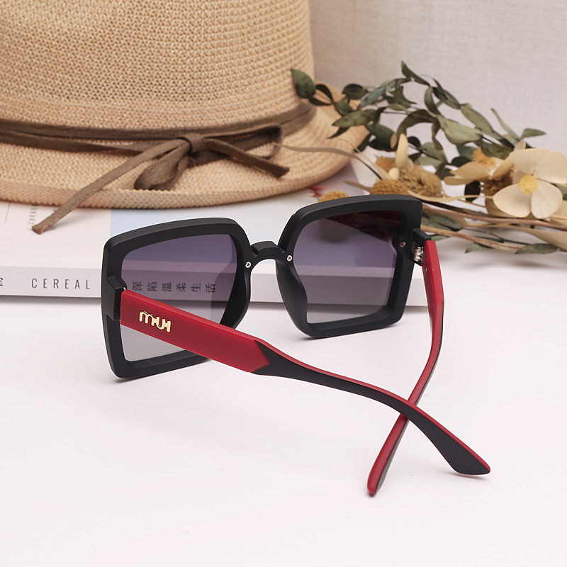 2025新款女士百搭拼色偏光太阳眼镜黑红色防紫外线开车驾驶眼镜潮