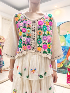 花仙子清迈棉质手工刺绣度假风田园外套2026 夏萨珑 浪漫花海