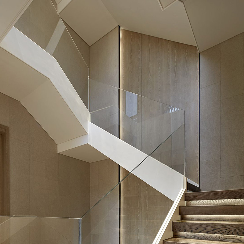 矮钢板卡槽玻璃楼梯栏杆护栏个性定制定做创意艺术楼梯设计成都厂