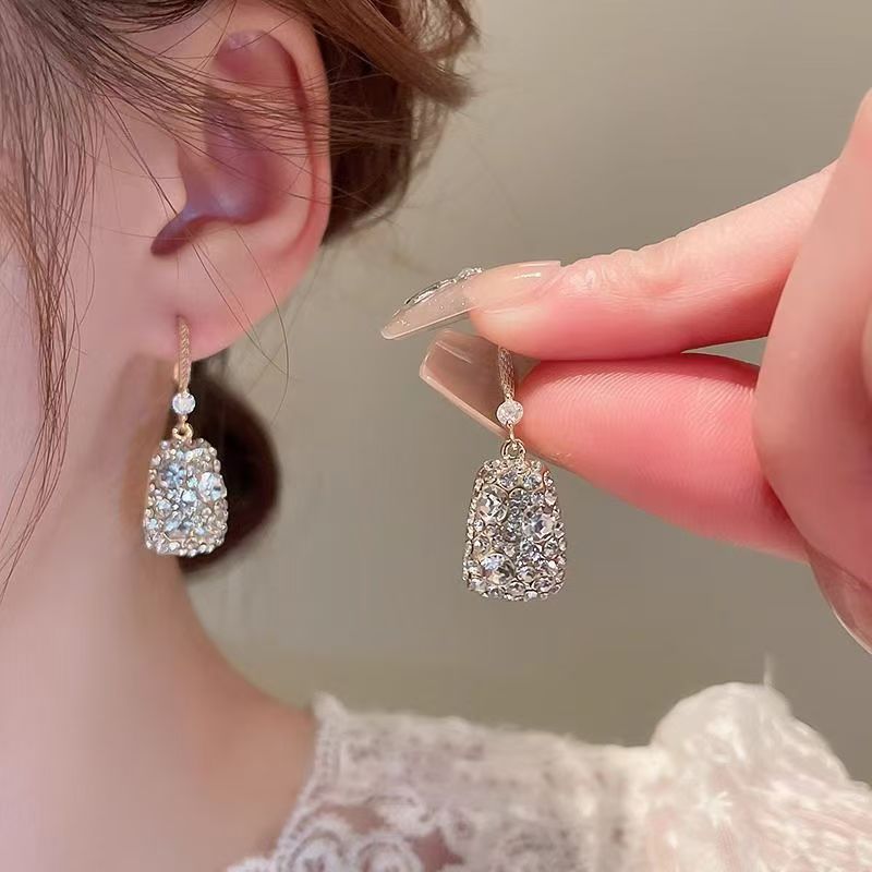 锆石耳钩耳环2025年超火新款闪钻轻奢气质高级感满钻微镶耳坠耳饰