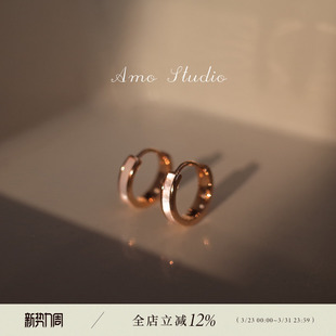 AMO简约贝壳耳环女小众设计高级感圆圈耳扣2026年新款 潮ins风耳饰