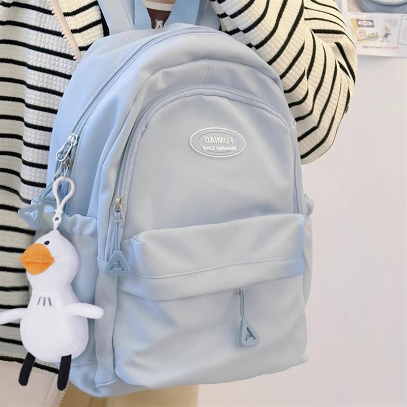 2025新款小型旅游大学生高级感女孩小众时尚旅行休闲轻便双肩背包