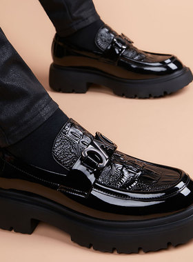 皮鞋男冬季新款厚底套脚一脚蹬休闲鞋软皮软底真皮增高英伦风男鞋