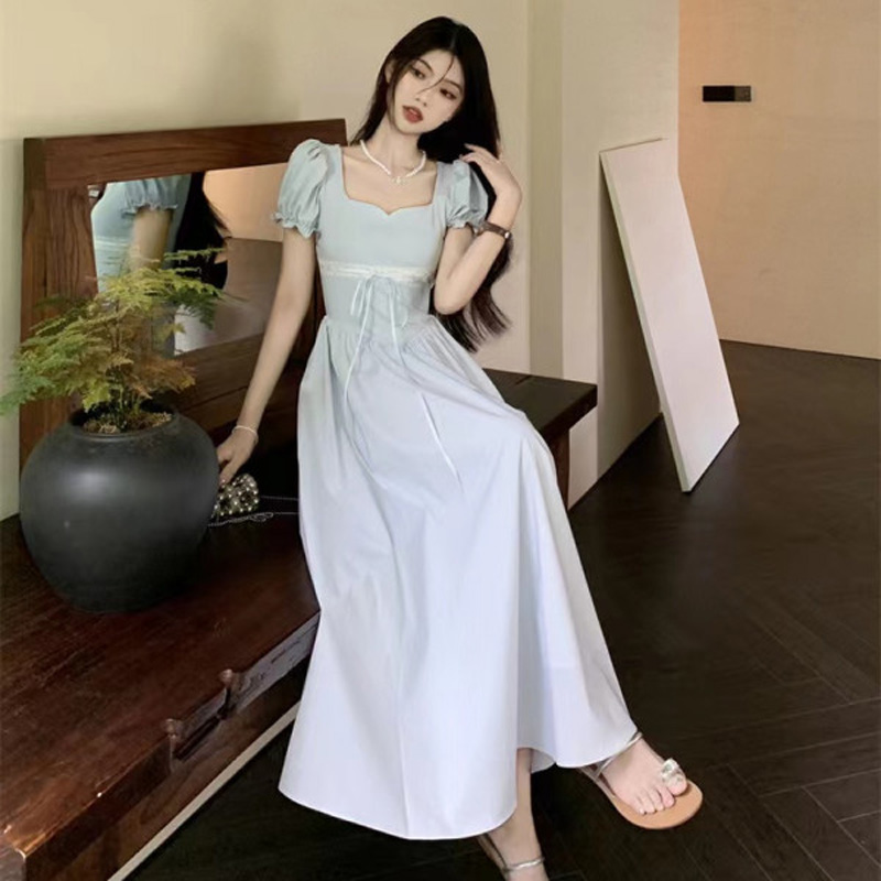2023夏季新款高腰显瘦方领泡泡袖连衣裙女法式小众设计感系带长裙