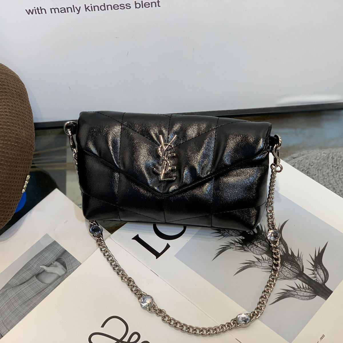 镶钻链条银球信封包牛皮小方包女2026新款单肩链条高级洋气斜挎包