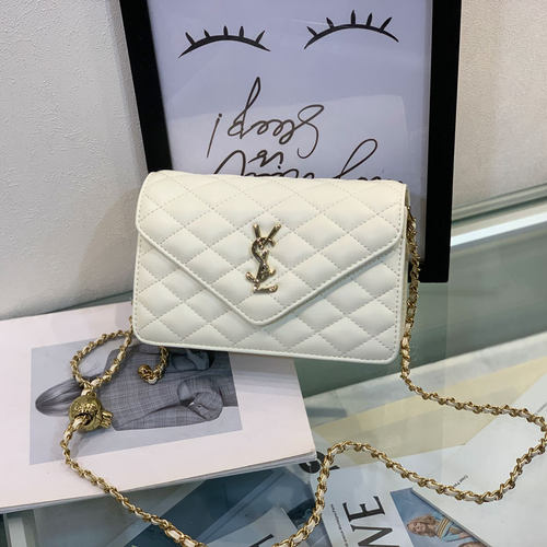 2025早春新款菱格牛皮时尚金球洋气信封迷你小方包单肩斜挎女包潮