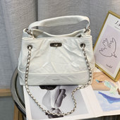 2026早春新款 锁扣水桶包油蜡皮质感链条单肩斜挎女包手提百搭潮流
