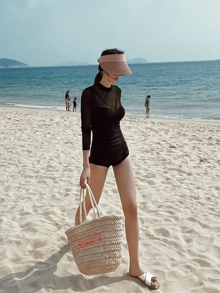 新款韩国ins风连体性感泳衣女遮肚显瘦保守沙滩长袖防晒罩衫泳装